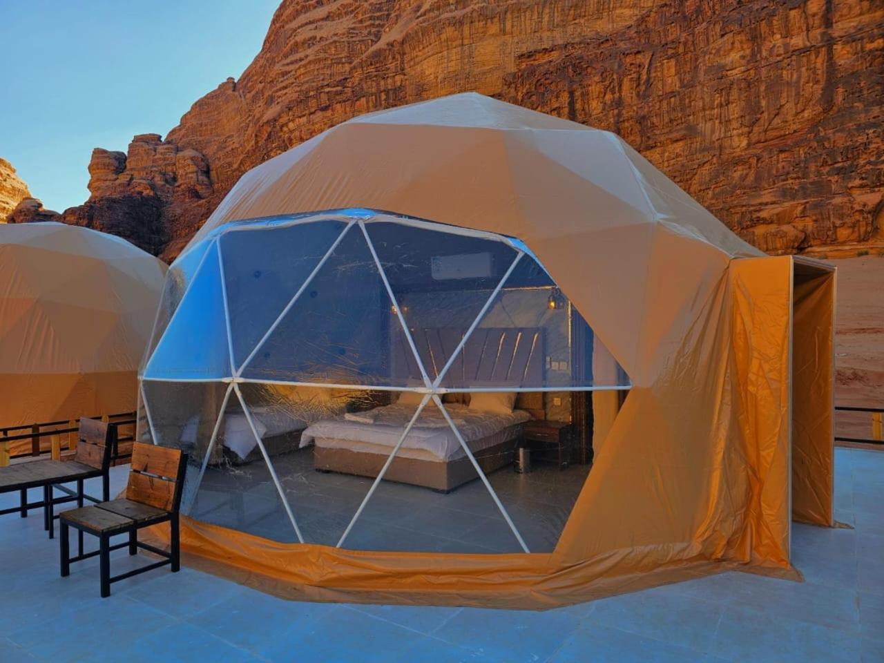 Salman Zwaidh Camp Hotel Wadi Rum Exterior foto
