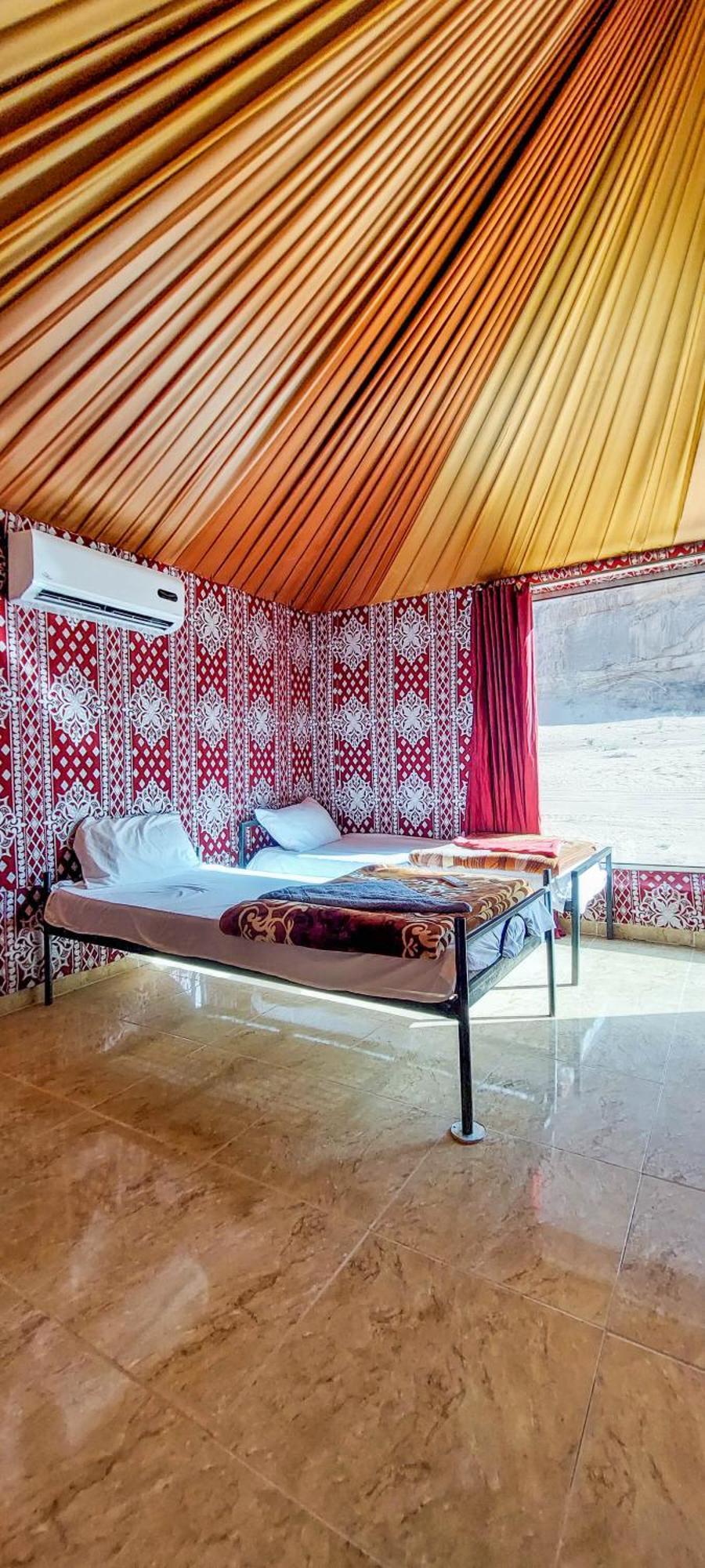 Salman Zwaidh Camp Hotel Wadi Rum Exterior foto