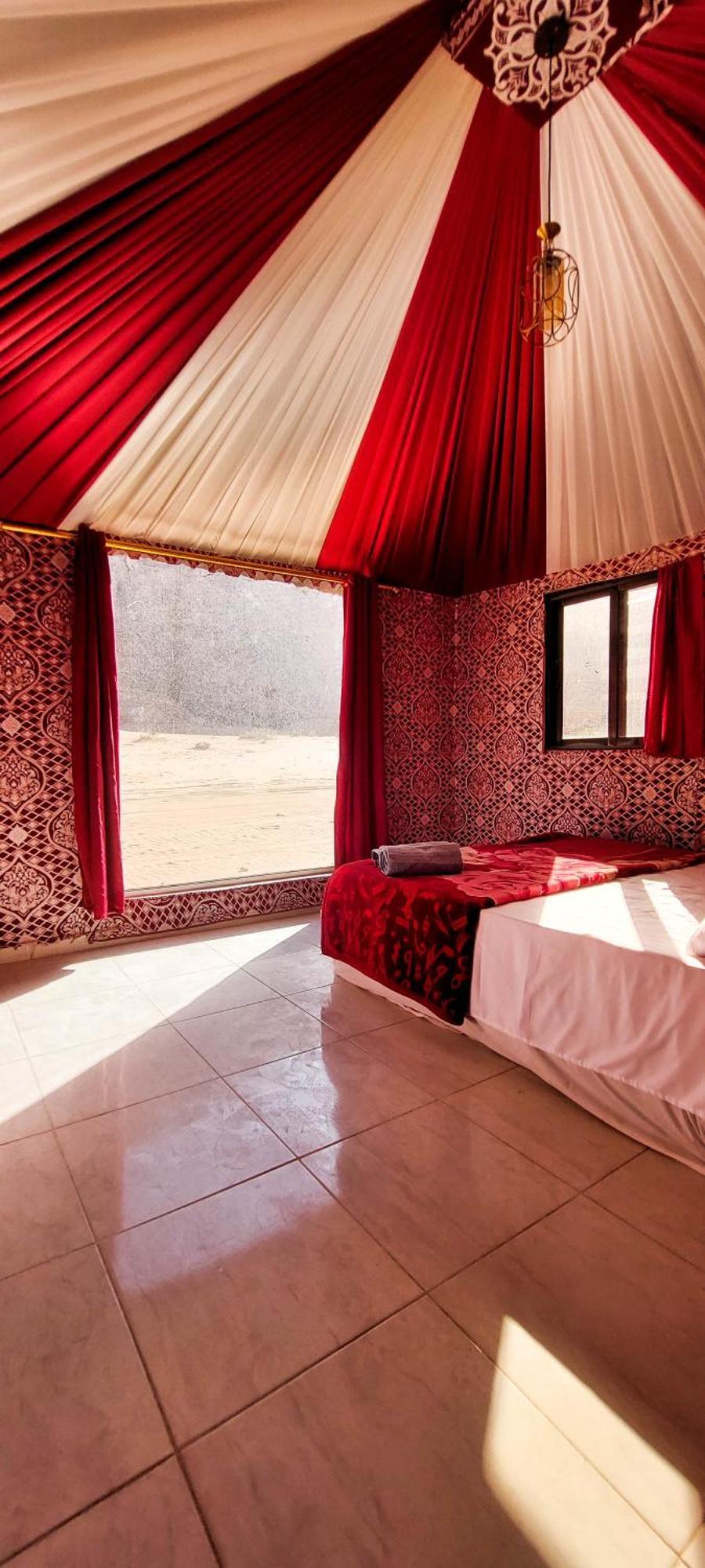 Salman Zwaidh Camp Hotel Wadi Rum Exterior foto