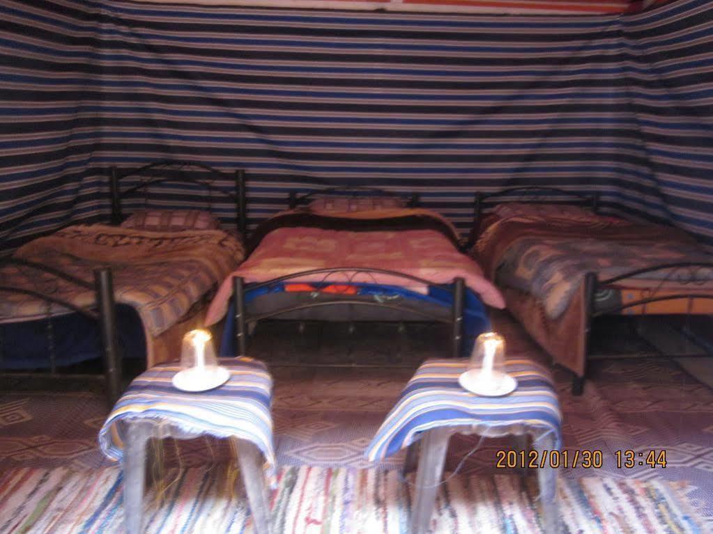 Salman Zwaidh Camp Hotel Wadi Rum Exterior foto