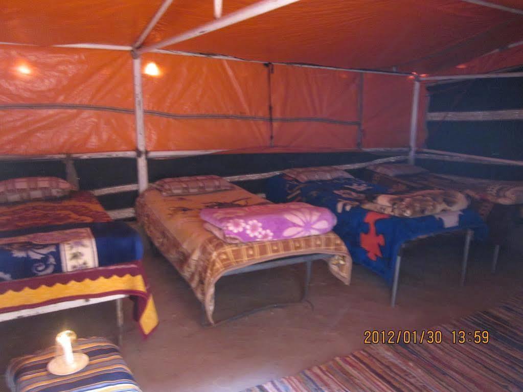Salman Zwaidh Camp Hotel Wadi Rum Exterior foto